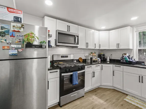 477 Mercer Street image 12 of 35