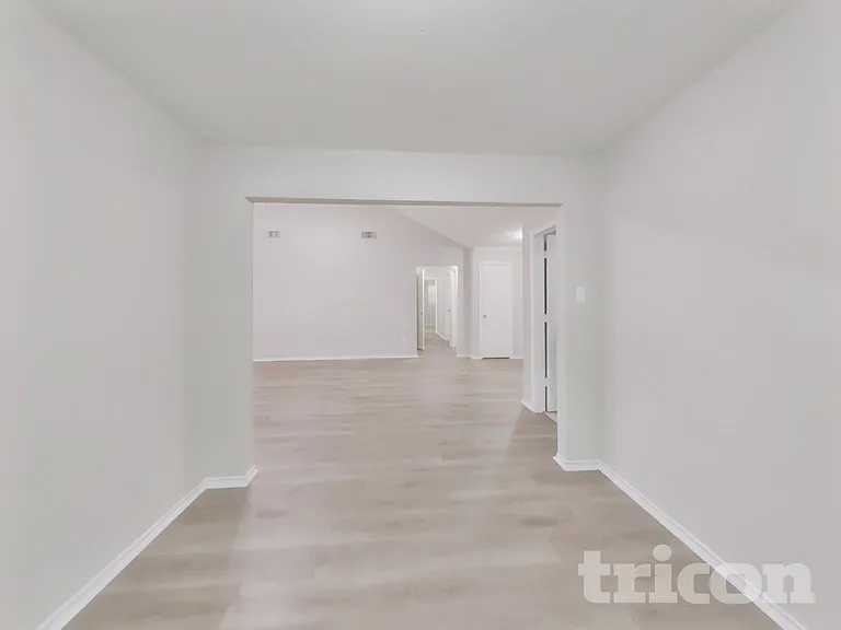 19403 Misty Cove Dr — Photo 3
