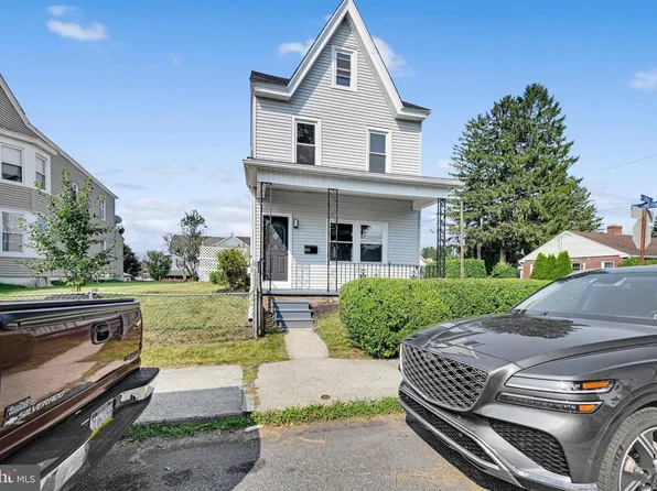 30 N Center St, Frackville, PA 17931