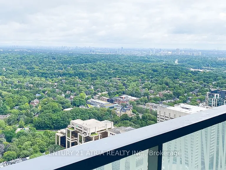 50 Charles St E #4906 — Photo 9