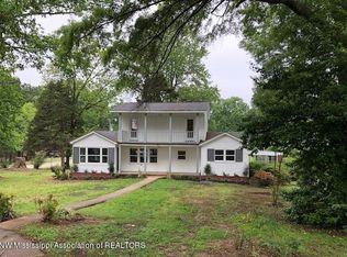 6577 Blocker St, Olive Branch, MS 38654