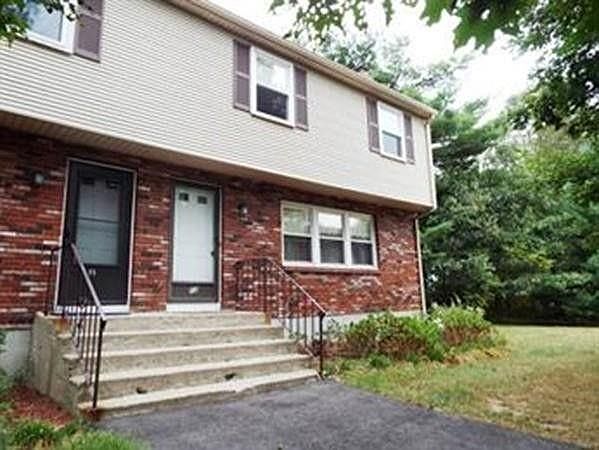 1st image of 15 Edwards St Unit 15