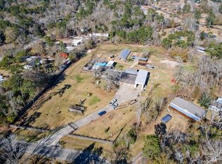 5912 Mesquite Dr, Orange, TX 77632