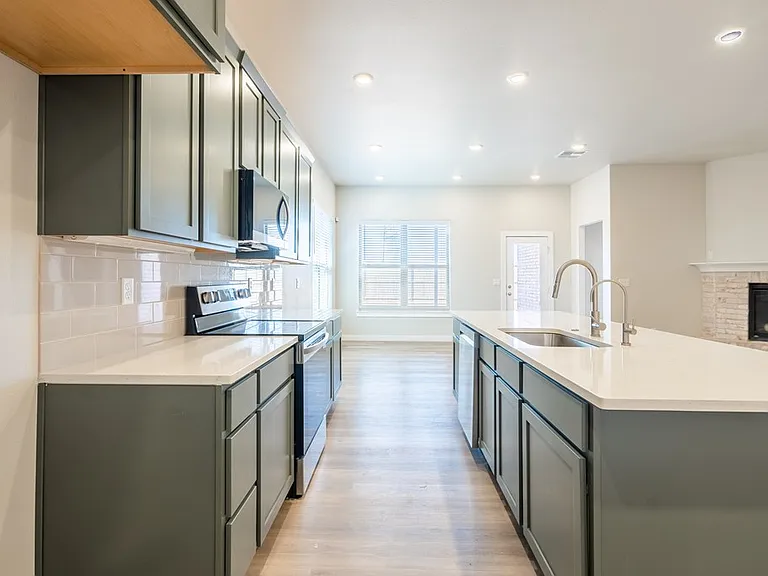 5905 Settler Ave — Photo 9
