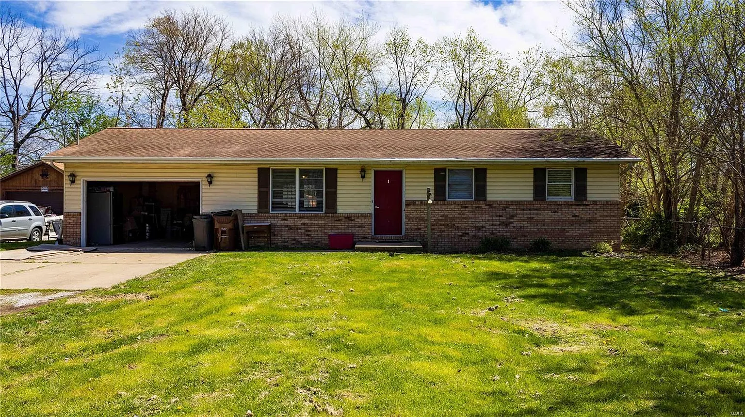 232 Lindenwood Dr photo 1