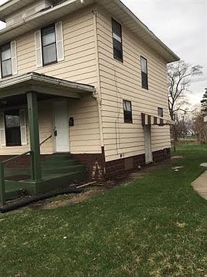 2nd image of 813 N Elmer St