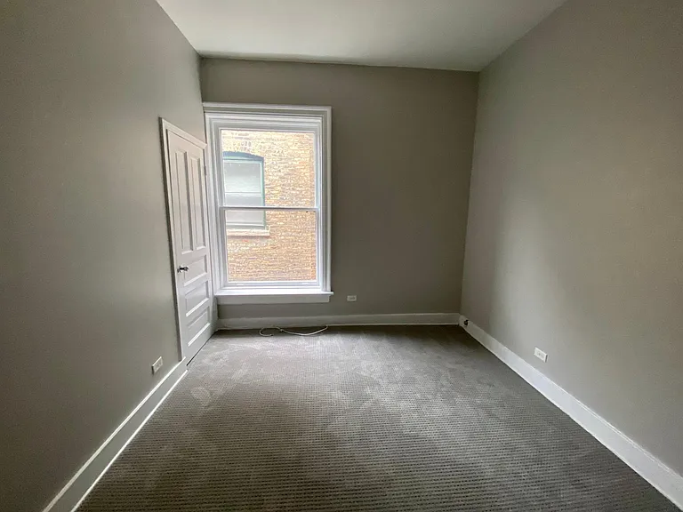 2719 N Pine Grove Ave #301 — Photo 12