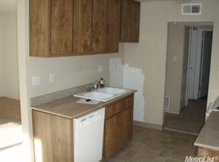 9160 Madison Ave APT 22, Fair Oaks, CA 95628