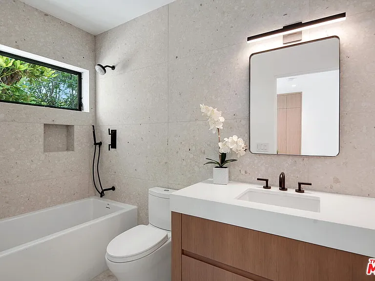 3621 Maplewood Ave — Photo 31