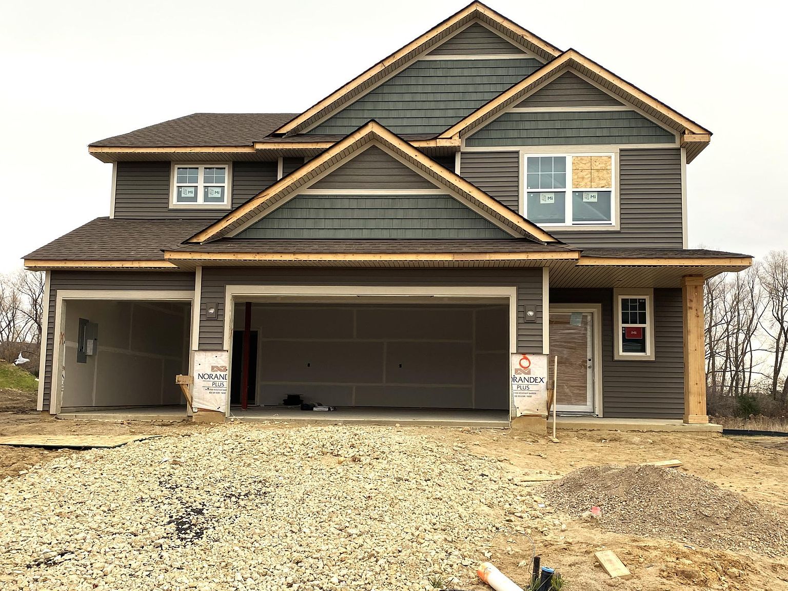 20460 Gateway Dr, Lakeville, MN 55044 Zillow