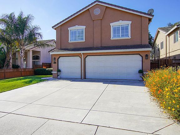 3rd image of 751 La Baig Dr