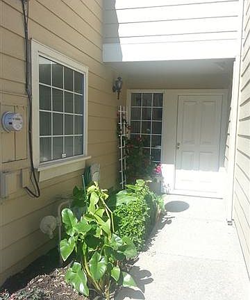 2nd image of 323 Heron Dr