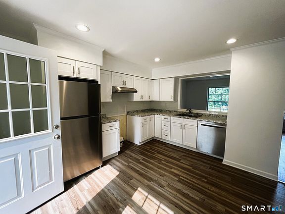 2nd image of 46 Morgan Avenue