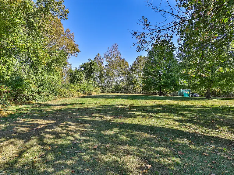 329 Mickley Rd #D — Photo 19