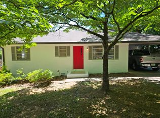 535 Cobb Cir SE, Smyrna, GA 30082
