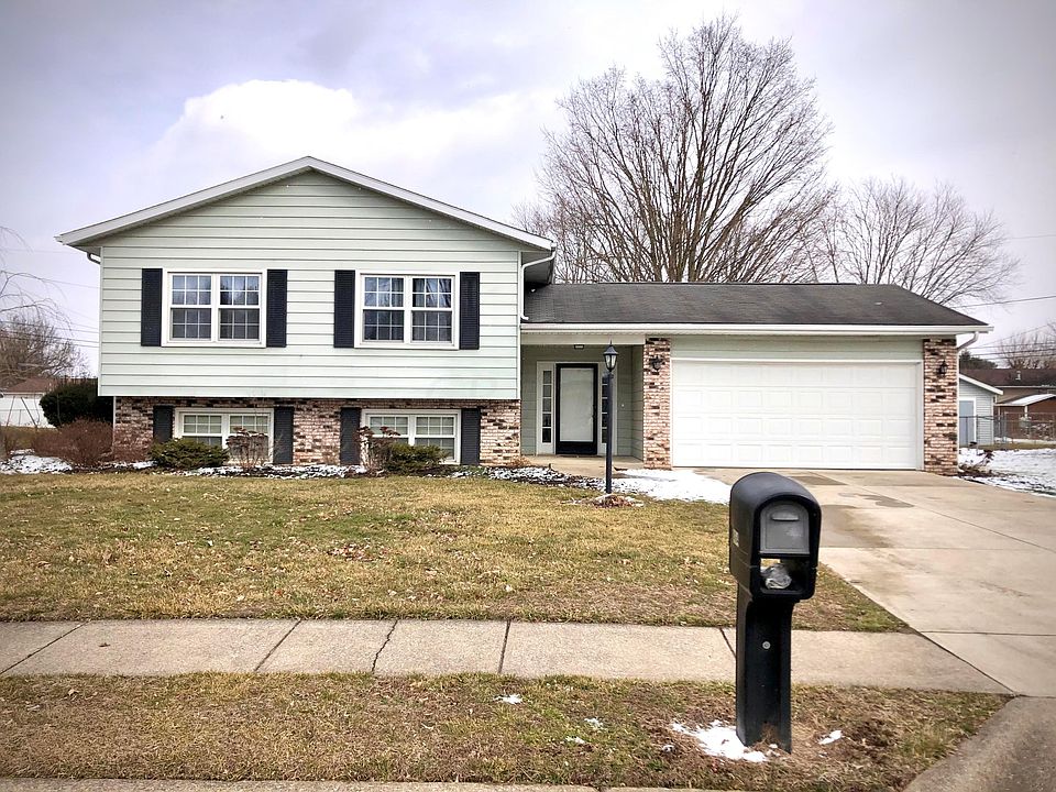 1st image of 464 Courtney Dr