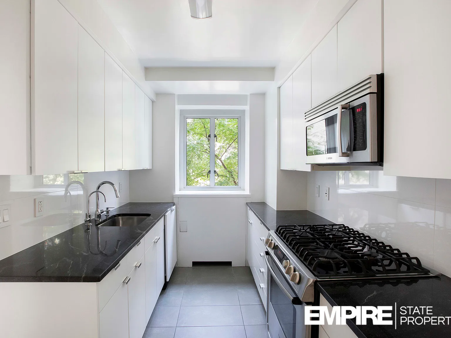 200 East 66th Street — Photo 2