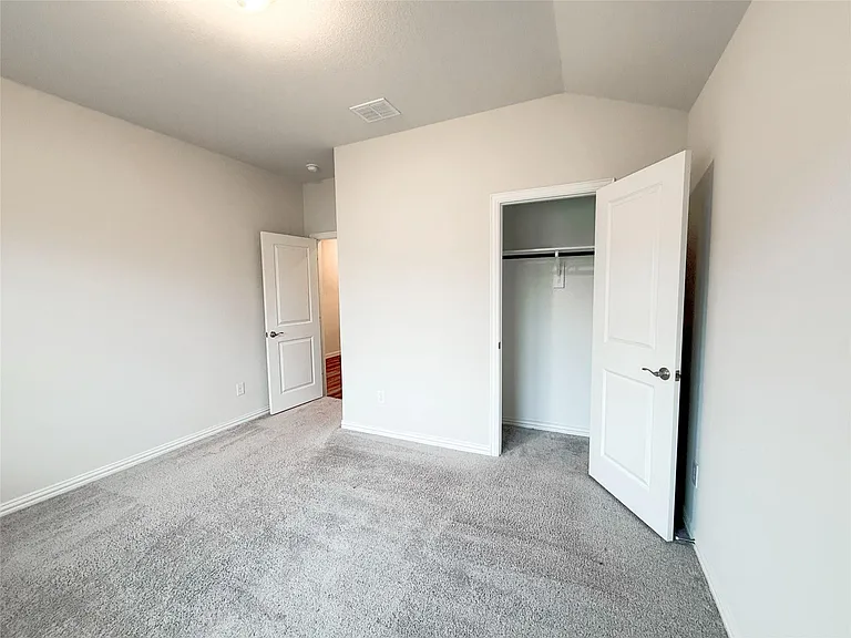 1909 Canyon Ln — Photo 18