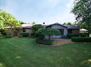 5020 Lakeview Dr, Powell, OH 43065