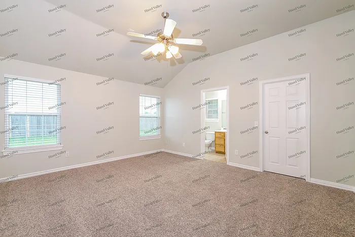 2137 Scissortail Landing Dr — Photo 7