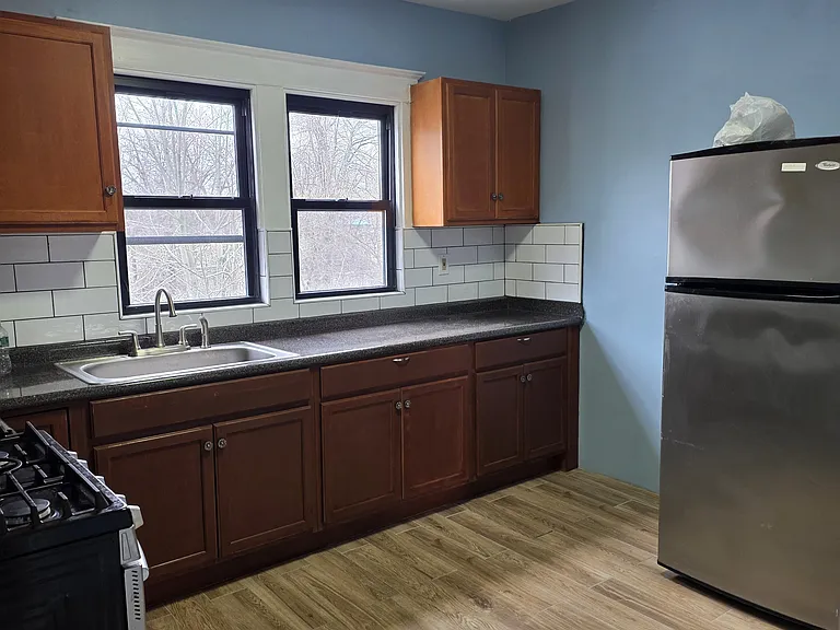 136 Zenner St #2 — Photo 2