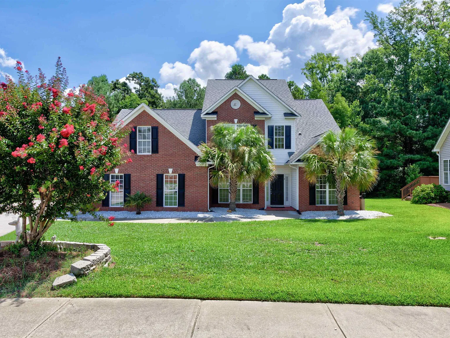 4 bed, 2715 sqft, $2,600 — Photo 1