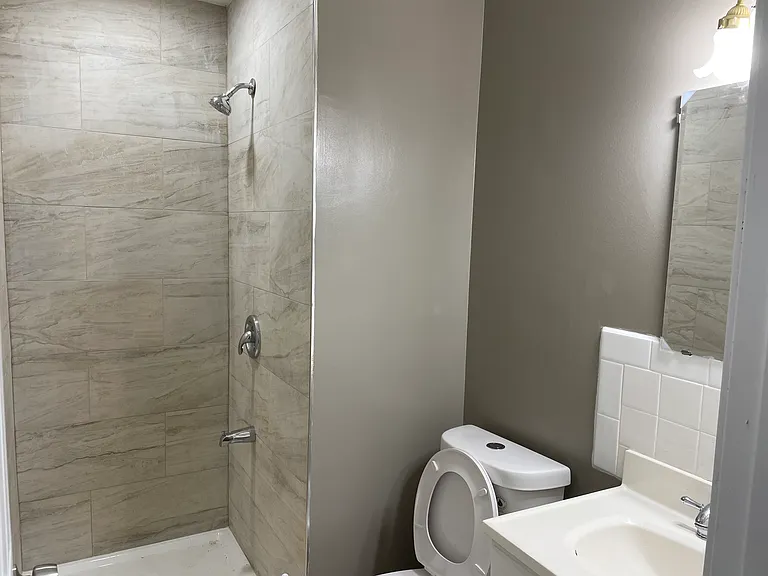 10134 Guilford Rd — Photo 13