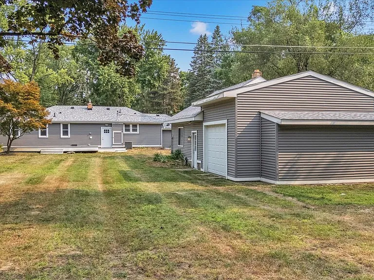 37721 Grantland St — Photo 35