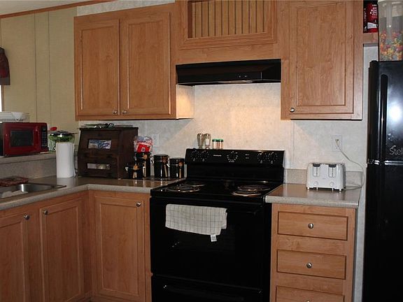 3rd image of 12506 Edgeknoll Dr