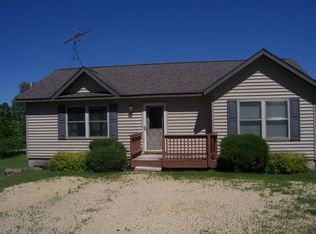 10A129 Eagle Dr, Apple River, IL 61001