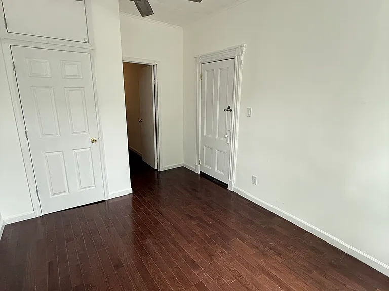 276 Onderdonk Ave #1 — Photo 12
