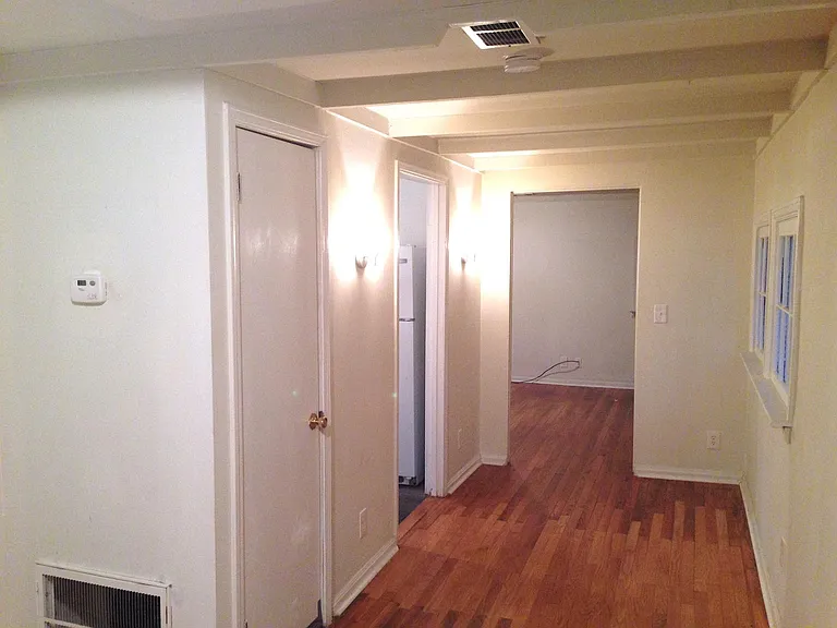 Sloan Cir SE — Photo 8