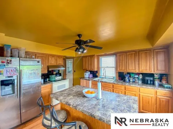 4816 N 60th St, Omaha, NE 68104