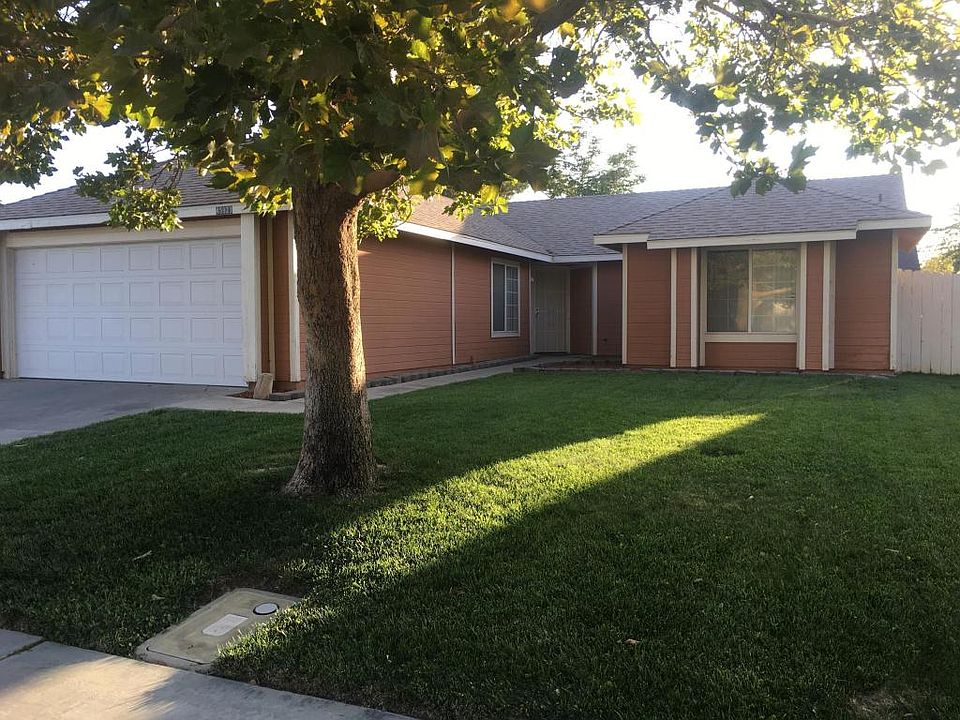 2nd image of 45923 Schamise St