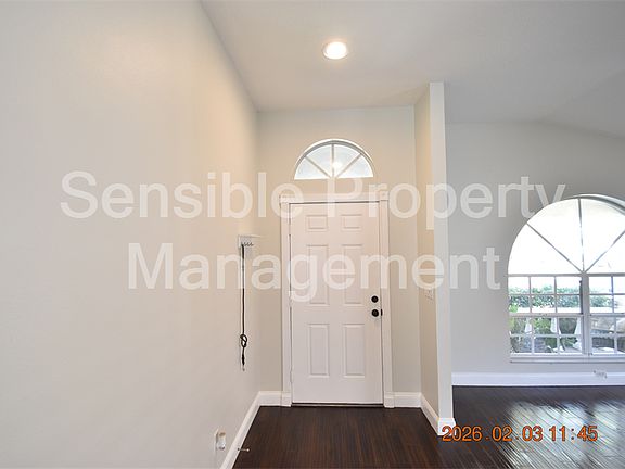 5th image of 1922 Sean Wood Cir