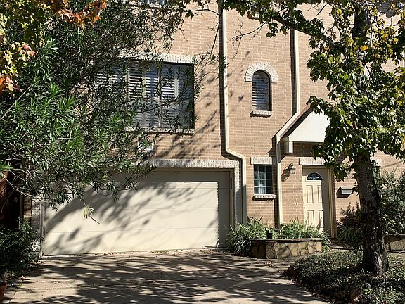 Private Drive & Mature Trees