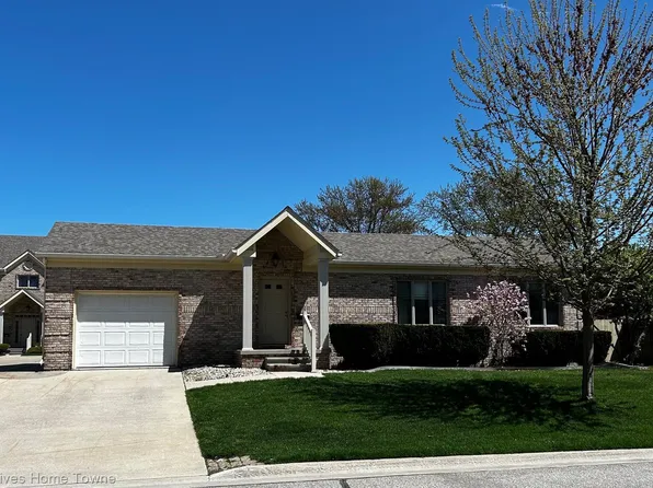 2912 Omar St, Port Huron, MI 48060