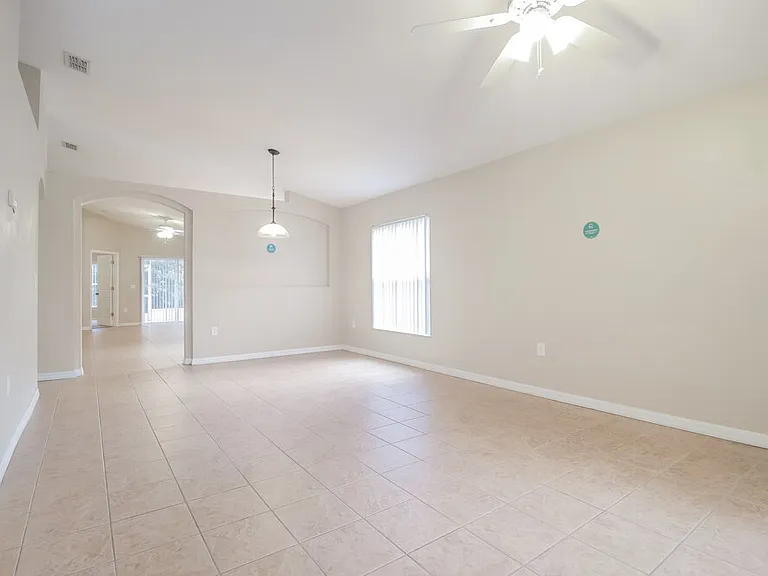 2131 Colonial Woods Blvd — Photo 8