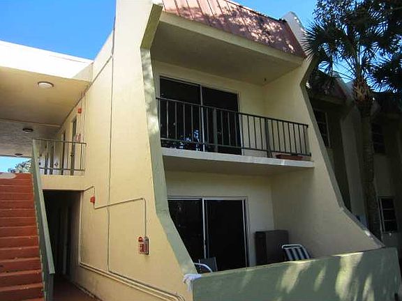 2nd image of 13925 SW 90th Ave APT 206-A