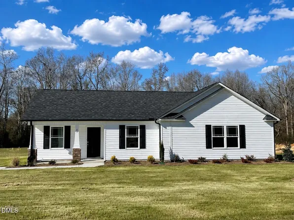 83 Harvest Hills Ln, Dunn, NC 28334