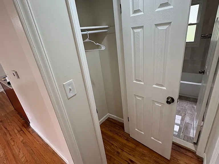 5517 Willow Ave — Photo 13