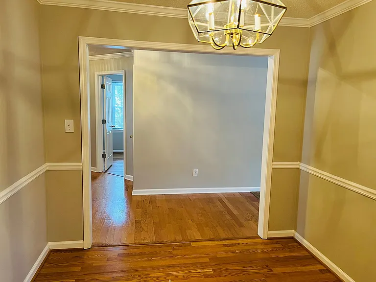 155 Woodstream Way — Photo 8