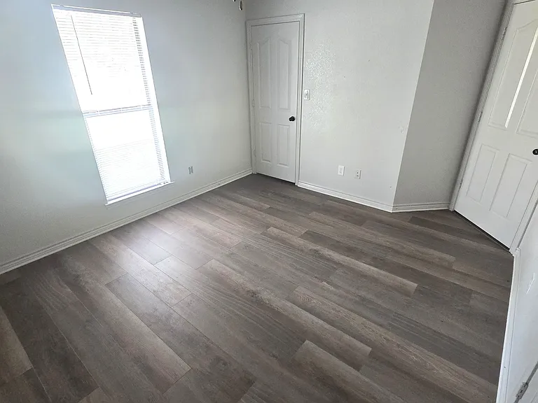 6534 Westwood Village Dr — Photo 10