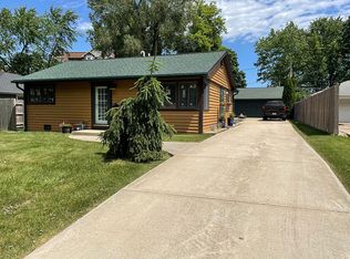 3004 Martin Ln, Rolling Meadows, IL 60008