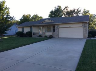 803 S Highland Dr, Andover, KS 67002