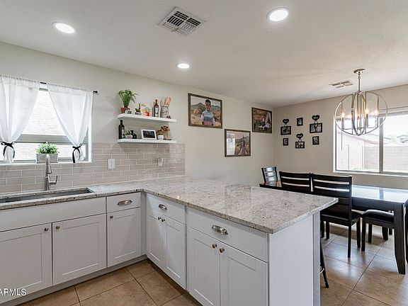 5th image of 4083 E Aragonite Ln