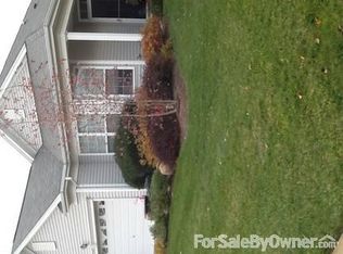 9 Prusakowski Blvd, Parlin, NJ 08859