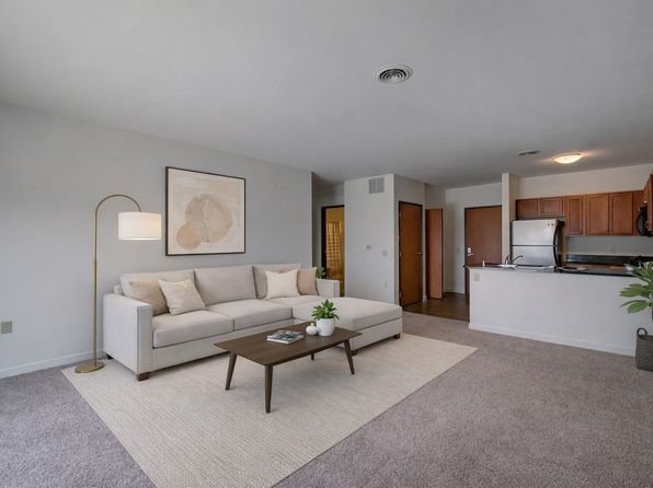 1857 E Kenilworth Pl #318