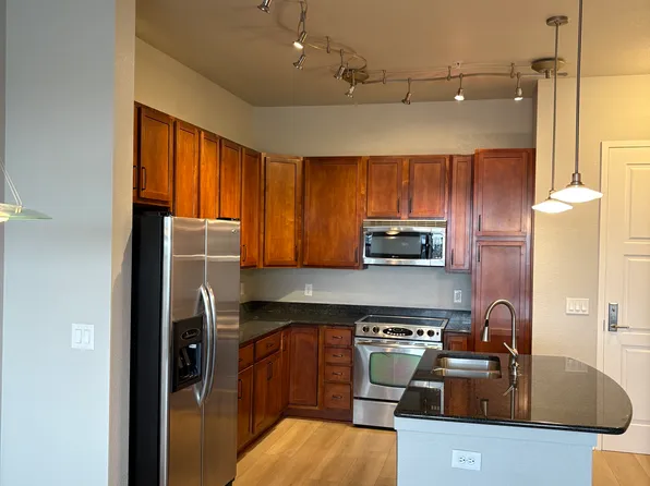 10111 Inverness Main St Unit 404, Englewood, CO 80112