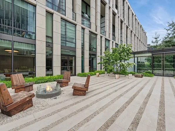 101 Warren Street image 12 of 20